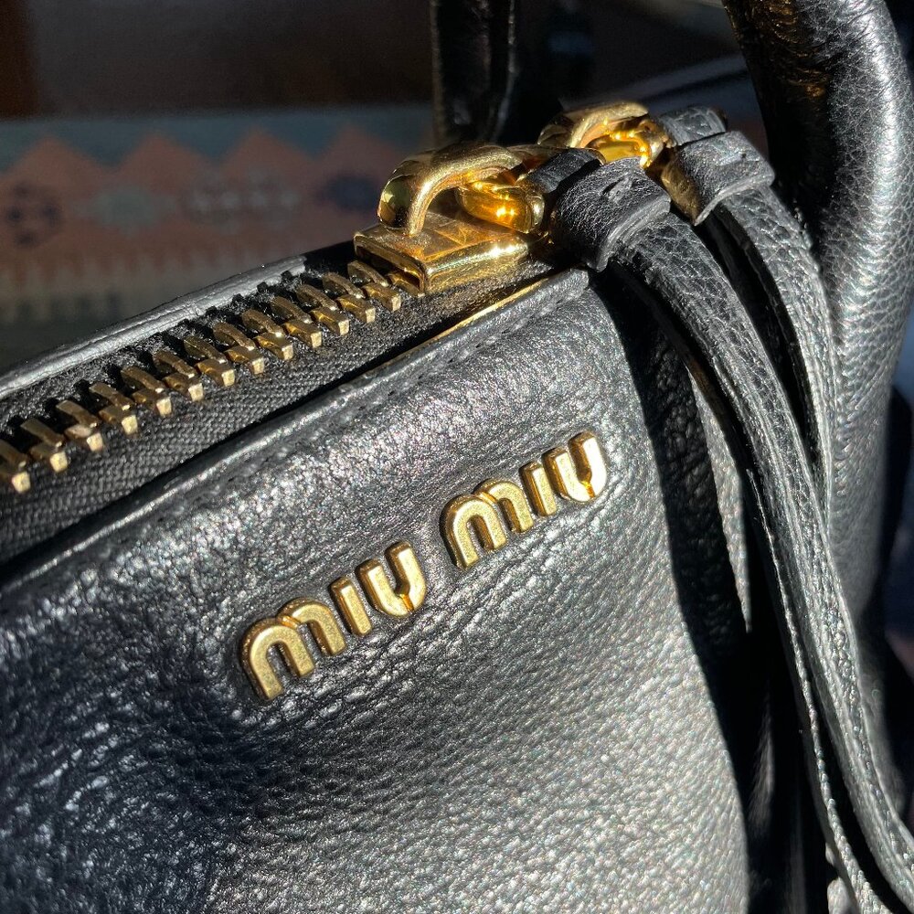 NWOT Miu Miu XL Leather Tote / Carry All Dome Bag - Picture 9 of 15